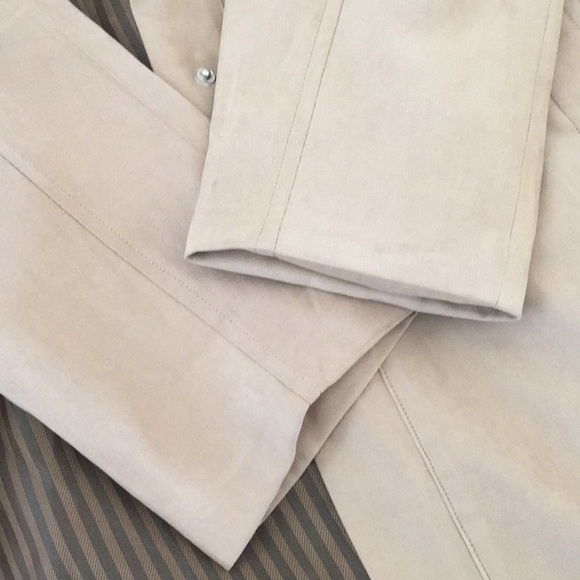 Giorgio Armani Tan Weather Jacket size XL - Picture 10 of 16